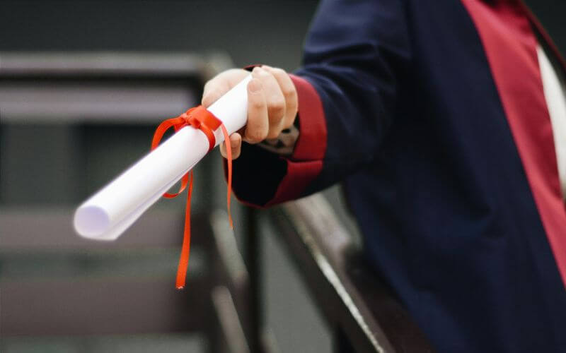 Koszt CIMA, czyli ile kosztuje udział w programie CGMA na uczelni wyższej?