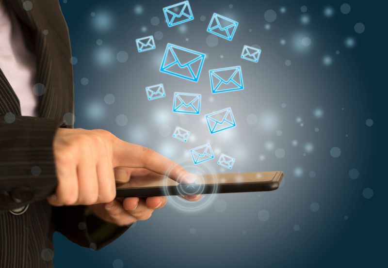 Jak zarabiać na SMS Premium? Odkryj płatne subskrypcje teraz!